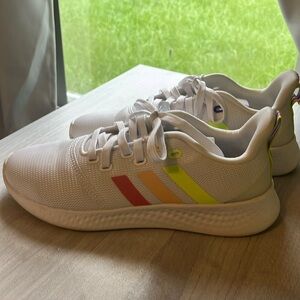 Adidas love unites sneakers size 7 Almost new 🌈❤️